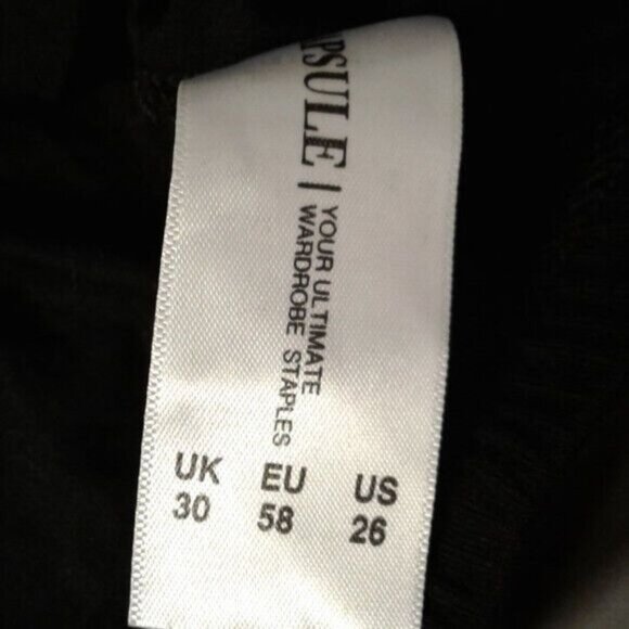 Capsule Size US 26 Leggings Capri Pants Elastic Waist Relaxed Fit Black NEW - Picture 6 of 7